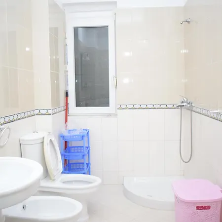 Breezy Lungomare Apartament Wlora