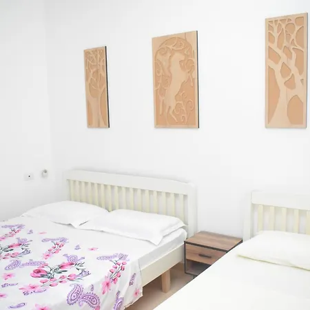 Breezy Lungomare Apartament Wlora