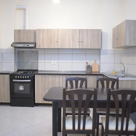 Breezy Lungomare * Wlora