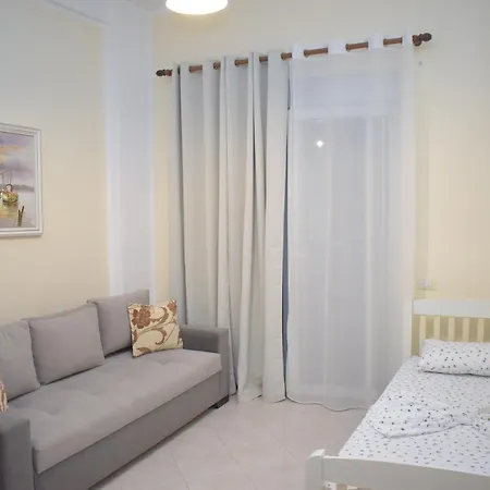 Breezy Lungomare Apartament