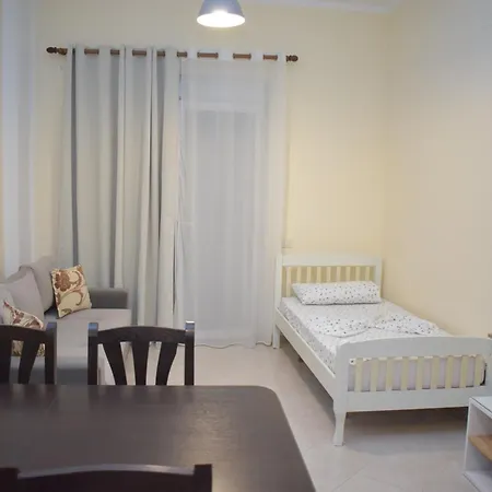 Breezy Lungomare Apartament Wlora