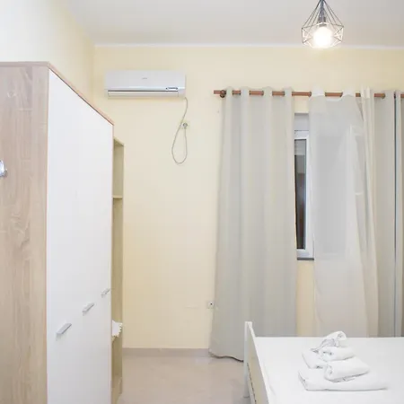 Breezy Lungomare Apartament Wlora