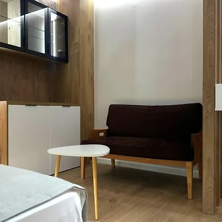 Breezy Lungomare Apartament Wlora