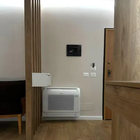 Breezy Lungomare Apartament *