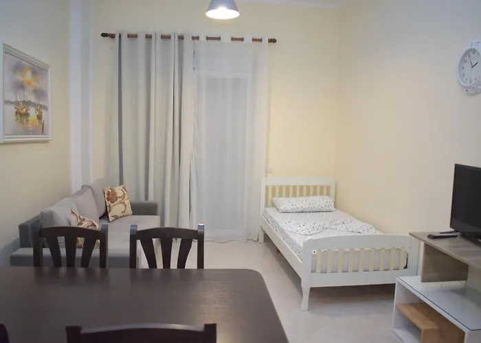 Breezy Lungomare Appartement Vlorë